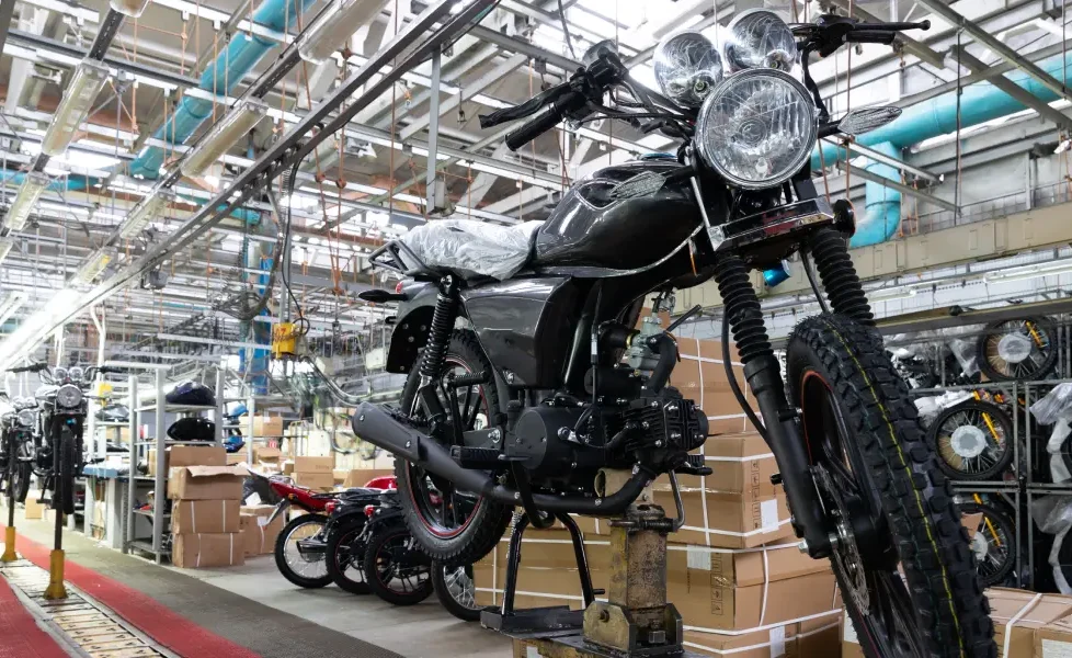 Navigating the Unknown_ How to Build a Disruption-Proof Automotive Supply Chain EVs • Localisation • Digitalisation • Disruption